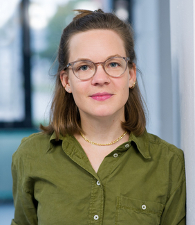 Dr. Svenja Senkans